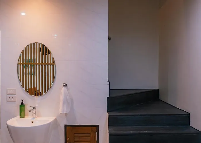 Prime Sukhumvit Modern Home, Phrom Phong Bts, Em District, Up To 14 Guests